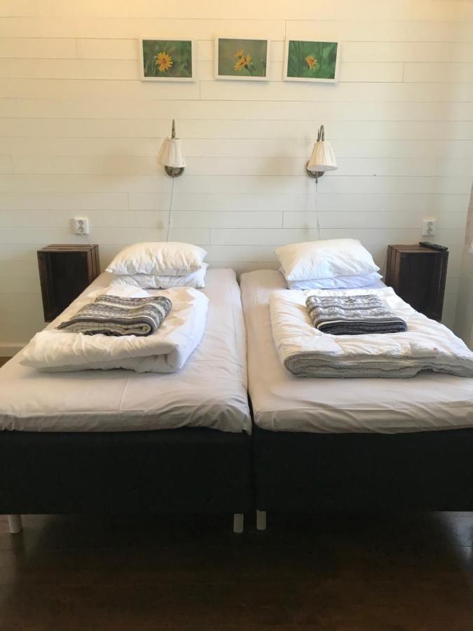 Karaby Gard, Country Living Hostel Kristinehamn Bagian luar foto