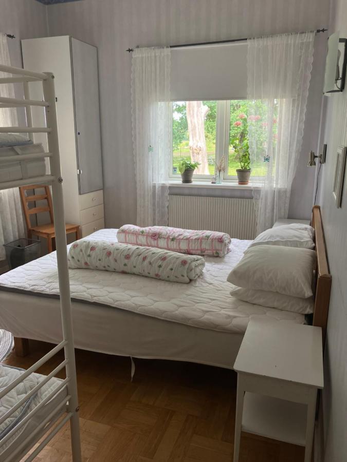 Karaby Gard, Country Living Hostel Kristinehamn Bagian luar foto