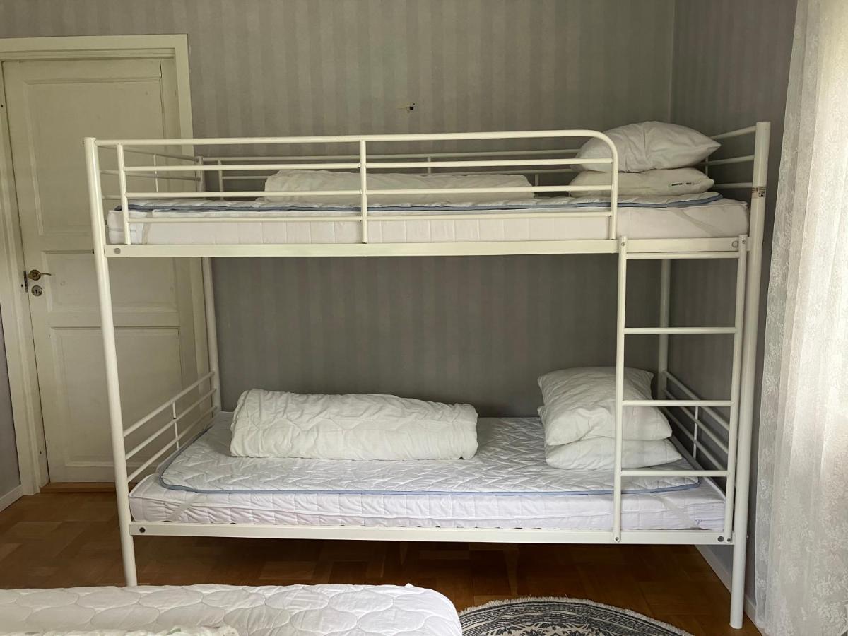 Karaby Gard, Country Living Hostel Kristinehamn Bagian luar foto