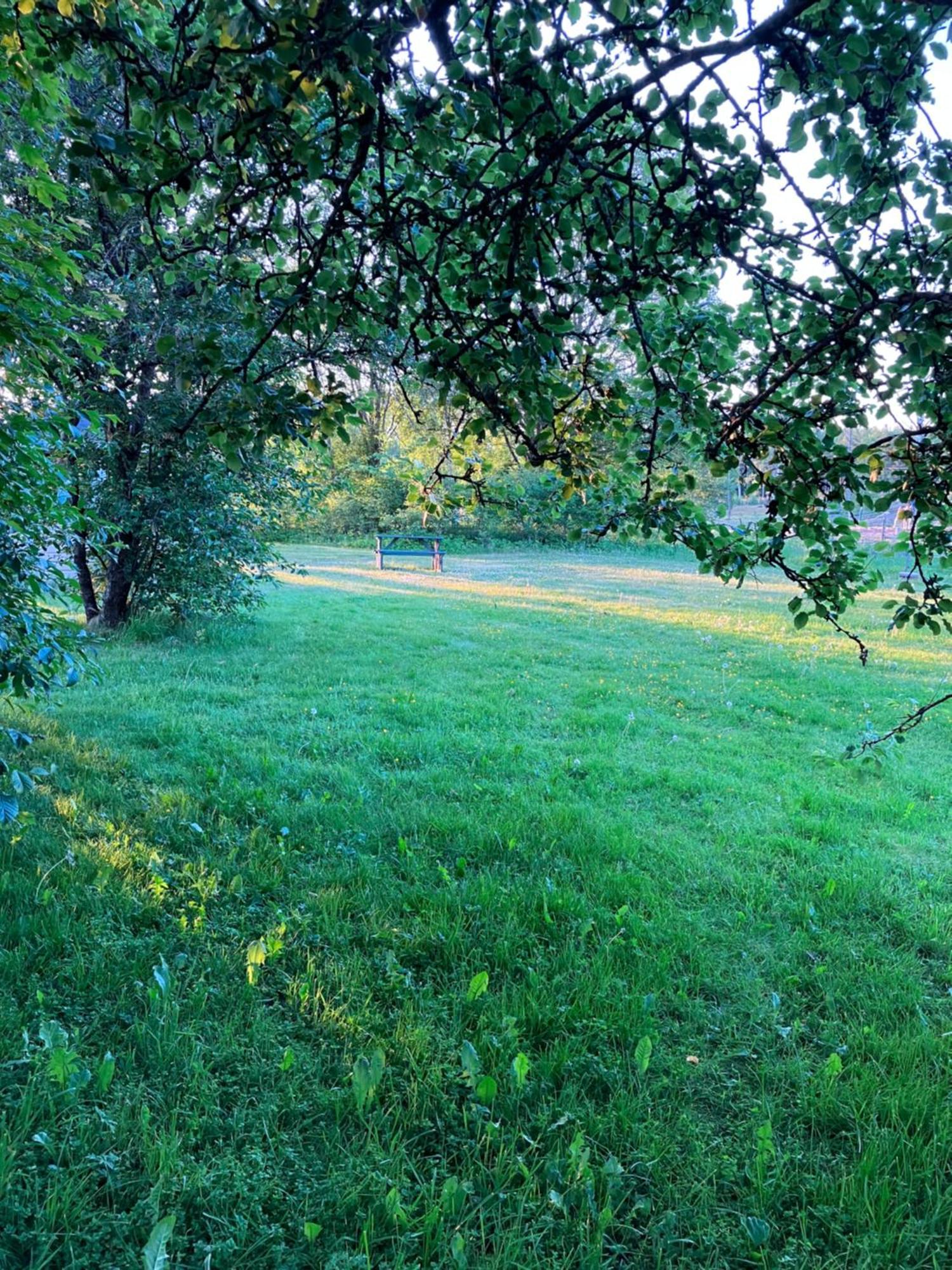 Karaby Gard, Country Living Hostel Kristinehamn Bagian luar foto