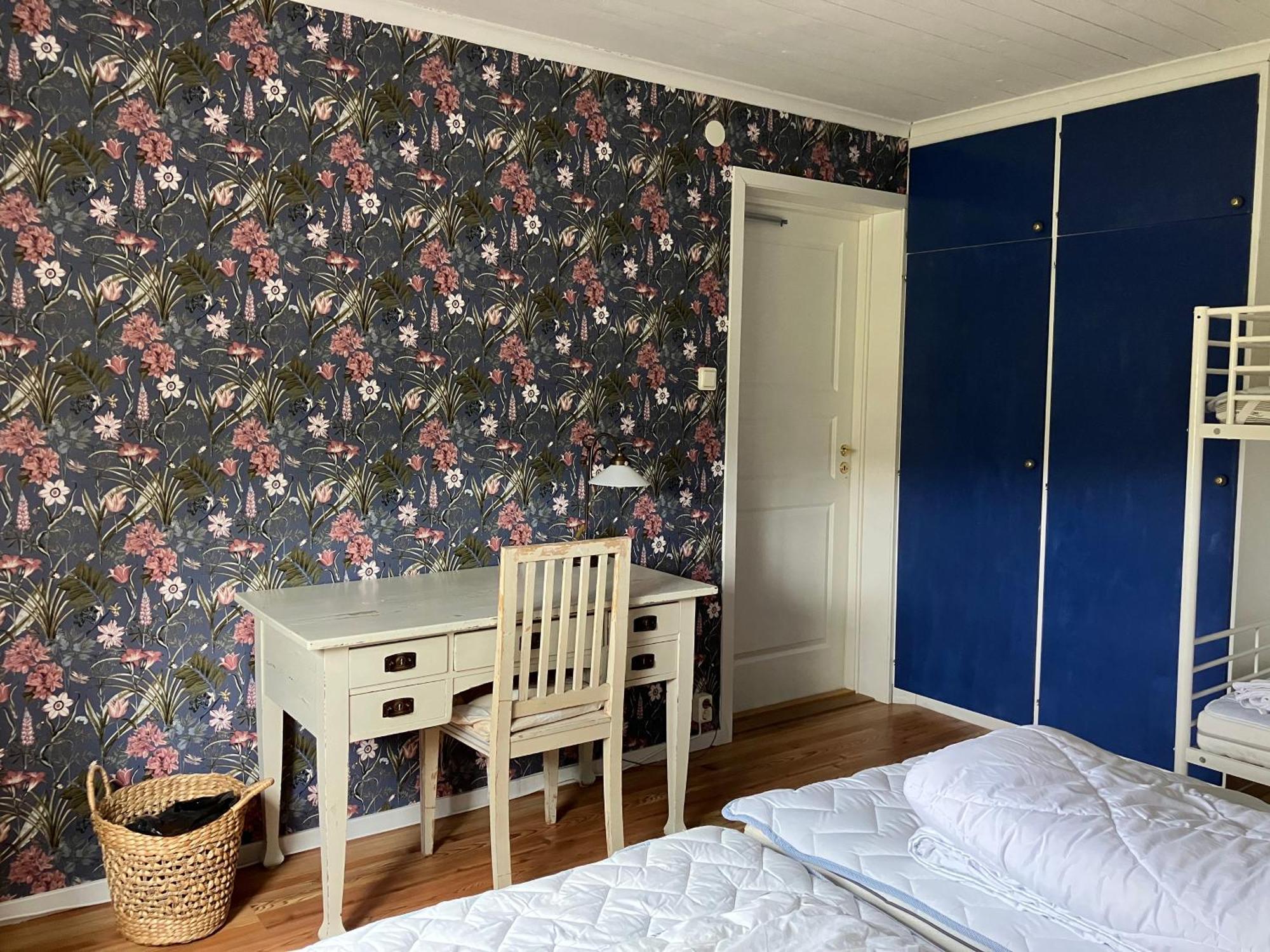 Karaby Gard, Country Living Hostel Kristinehamn Bagian luar foto