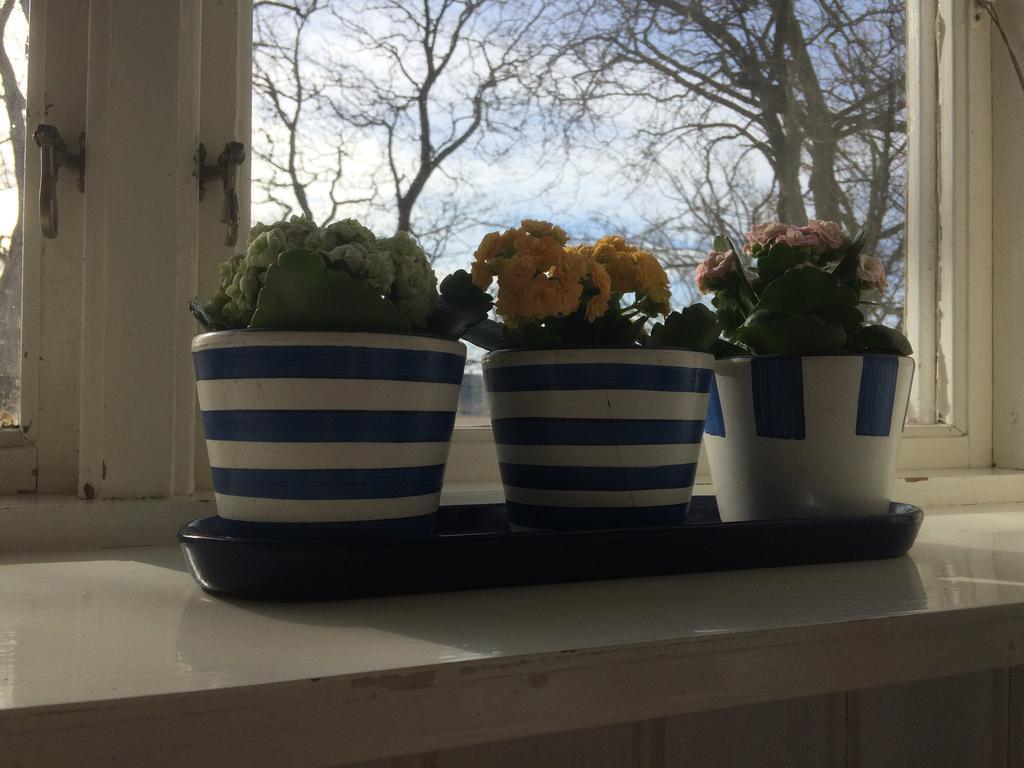 Karaby Gard, Country Living Hostel Kristinehamn Bagian luar foto
